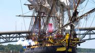 Les visites de L’Hermione ont repris à Bayonne